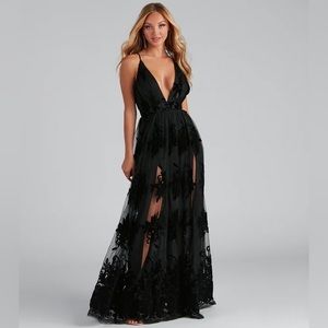 Black Velvet Flow Dress Windsor